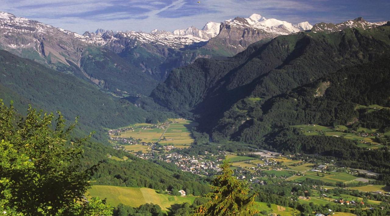 La Ferme De Sous-Lachat Samoens Exterior photo