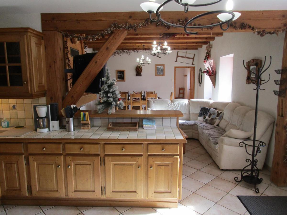 La Ferme De Sous-Lachat Samoens Exterior photo