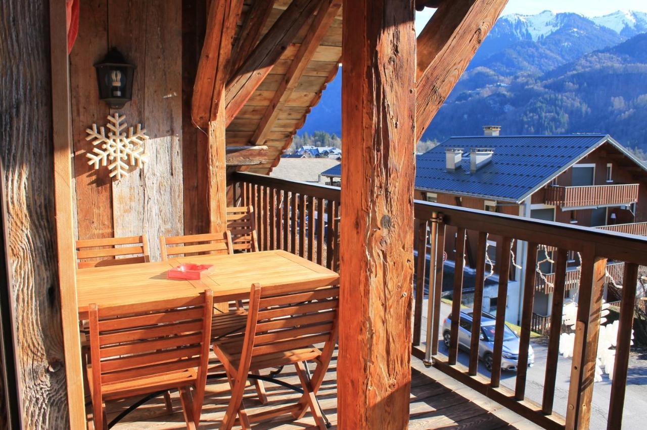 La Ferme De Sous-Lachat Samoens Exterior photo
